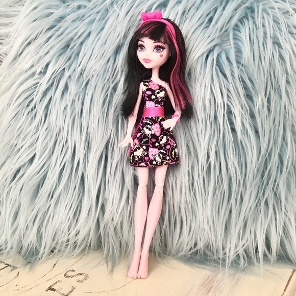 Monster High Doll, 2015, Draculaura, How Do You Boo? Nice Condition - Picture 1 of 7